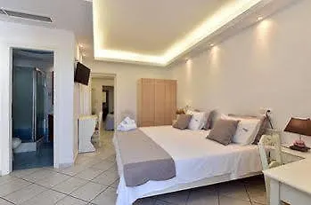 Hotell Alexandros And 4*
