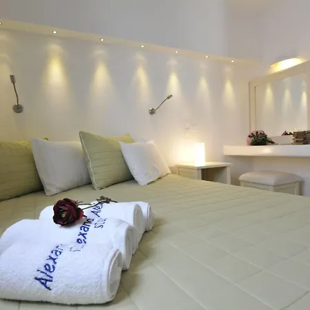 Otel Alexandros And